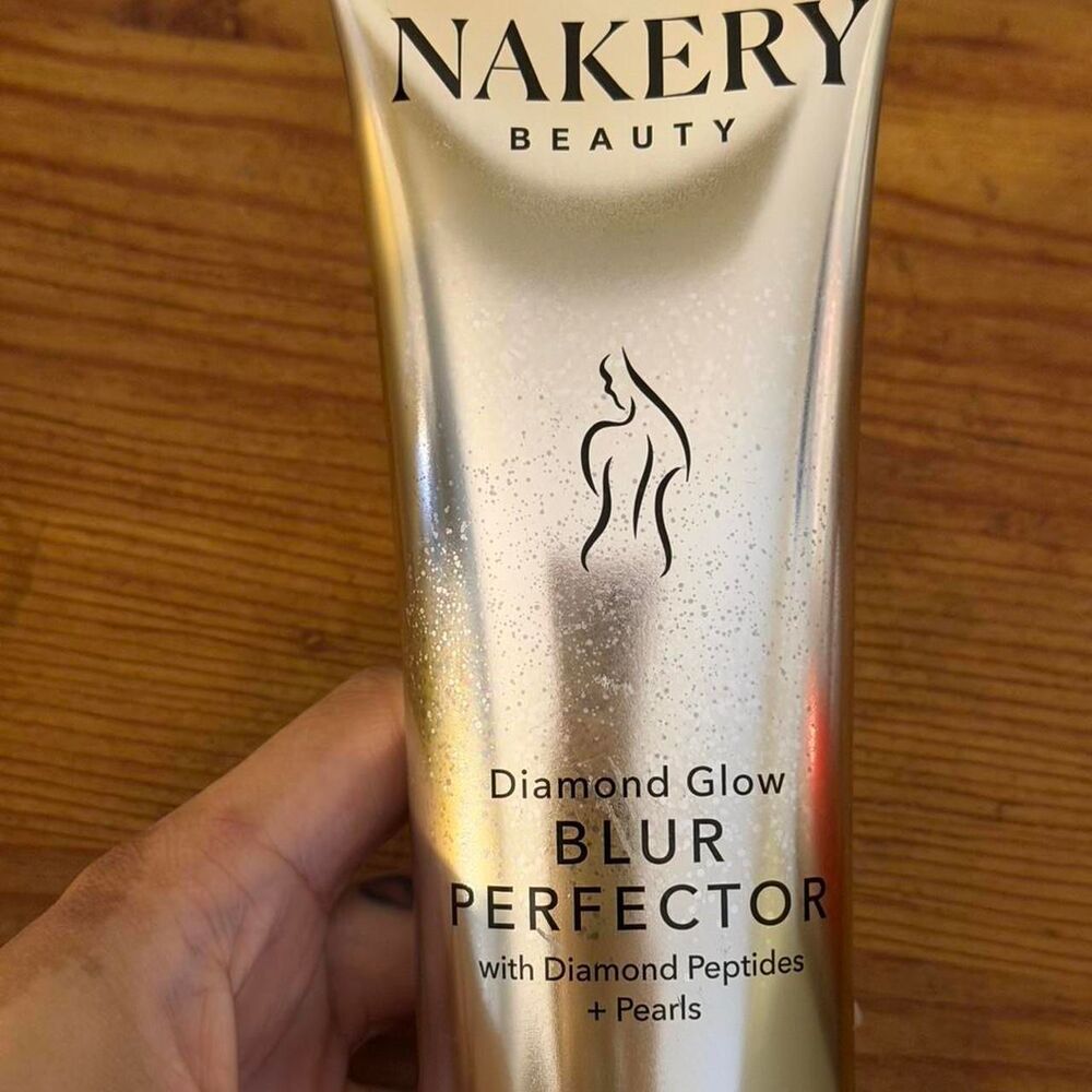 Nakery Blur Perfector